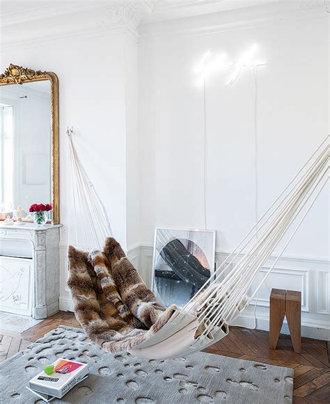 Комфорт превыше всего: гамак в квартире [60+ лучших идей]