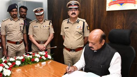 Cm Bommai Inaugurates Four More Traffic Police Stations In Bengaluru