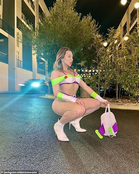 Trans Porn Star Emma Rose Flushed Balls Down Toilet Before Flight Big World Tale