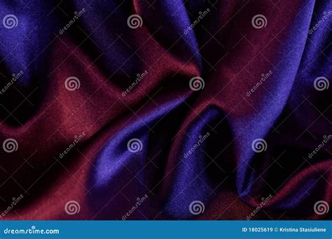 Cetim Roxo Imagem De Stock Imagem De Macio Ondulado 18025619