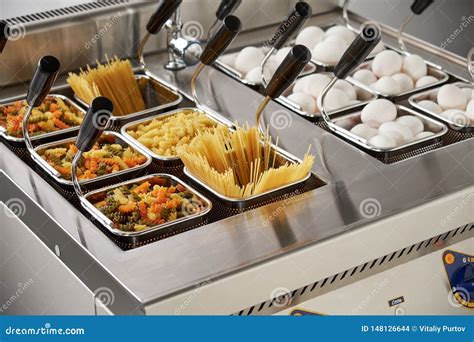 Fog O El Trico E A Vapor Equipamento Industrial Da Cozinha Catering