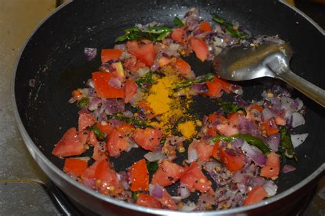 Ridge Gourd Turai And Fenugreek Leaf Methi Curry Delishably