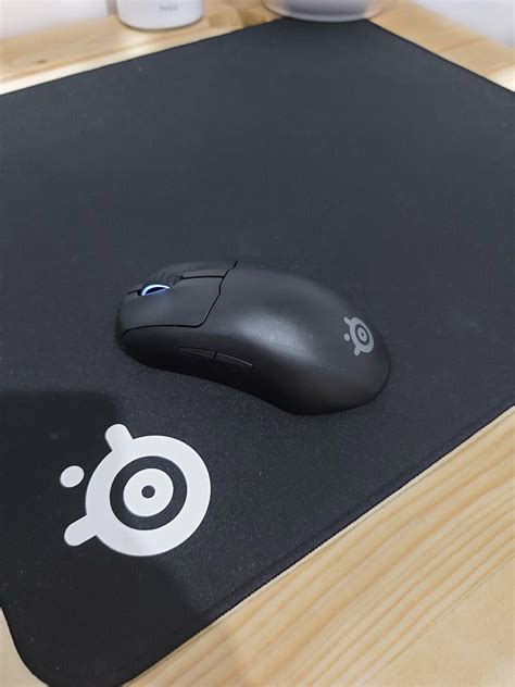 I think this is the best ergo-wireless gaming mice in the market right ...