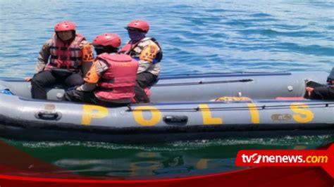 Kapal Patroli Milik Tni Polri Dan Basarnas Siaga Amankan Perairan