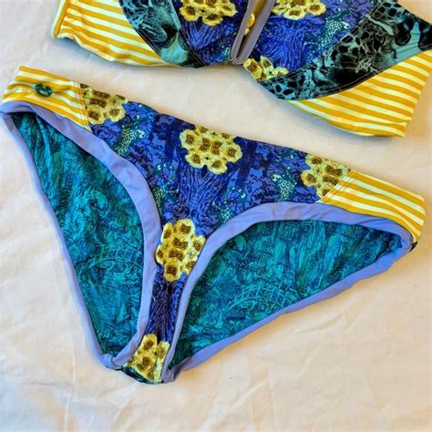 Maaji Swim Maaji Reversible Sunny Sunlits Bikini Bottoms Size Large Poshmark
