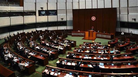 香港立法会三读通过完善选举制度条例草案国际国际社会好看视频