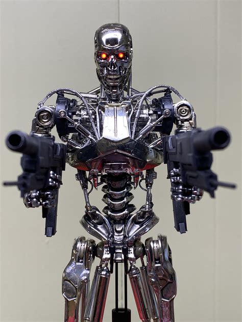 Terminator Endoskeleton Hot Toys 