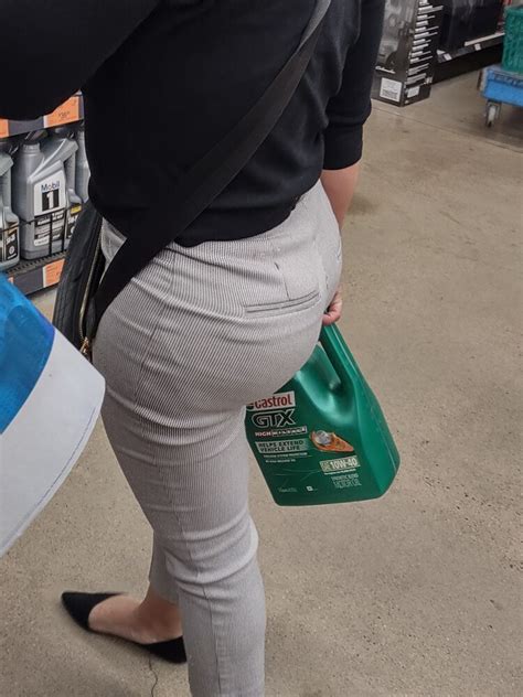 Phatt Ass Latina Milf Close Ups Side In Auto Store Not To Be Missed