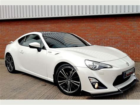 2012 Toyota Gt86 2 0 D 4s In Pearl White 6 Speed Manual Sat Nav