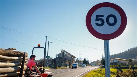 Vecinos de A Noria en Ponteceso reclaman más seguridad vial