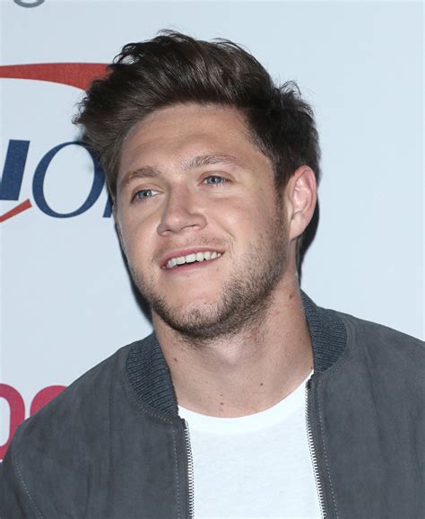 Hot Niall Horan Pictures PS Celebrity