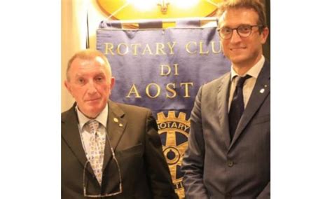 Passaggio Di Consegne Al Rotary Club La Vall E Notizie