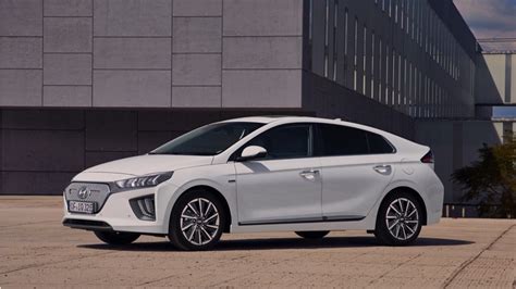 Hyundai Ioniq Electric Price And Specifications Ev Database