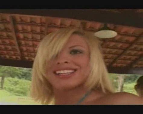 Butty Tgirl In Hot Threesome AShemaletube