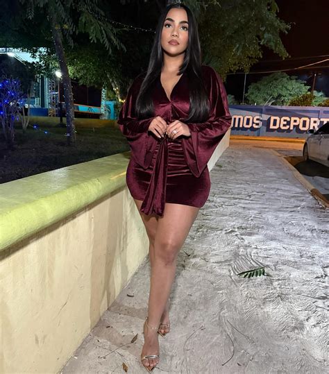 Yarlenys Vargas | Las cosas se consiguen trabajando duro.🎤 📍ROMANA