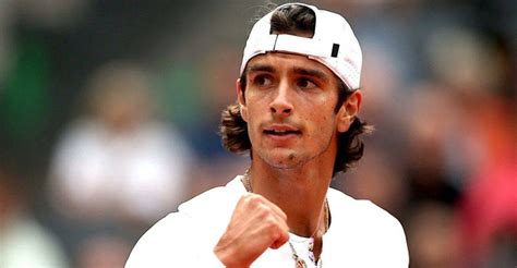 Musetti stuns Alcaraz on Hamburg clay for first ATP title - Read Qatar ...