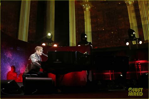 Elton John Shines At Farewell Tour Announcement In Nyc Photo 4020842