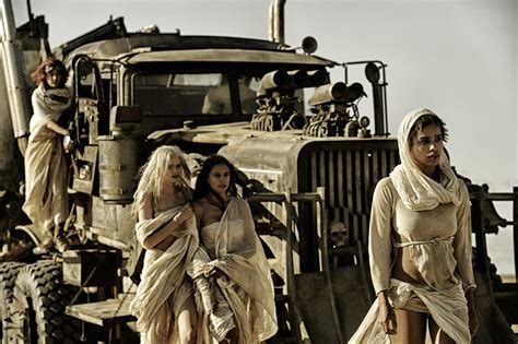 Photo De Abbey Lee Mad Max Fury Road Photo Zoë Kravitz Riley Keough Abbey Lee Courtney