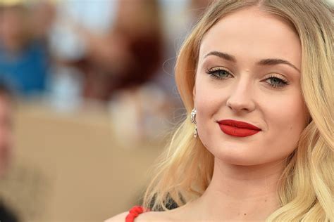 Sophie Turner Dachte über Abtreibung Ihrer Tochter Nach