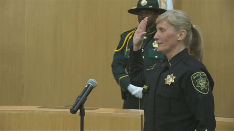 Multnomah county swore-in first female sheriff, Nicole Morrisey O ...