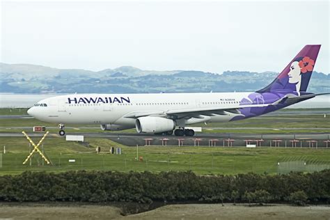 Hawaiian A332 Over Pacific On Sep 24th 2021 Engine Oil Low Pressure