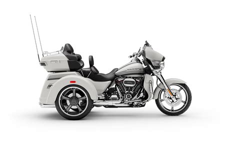 2020 Harley Davidson CVO Tri Glide Guide Total Motorcycle