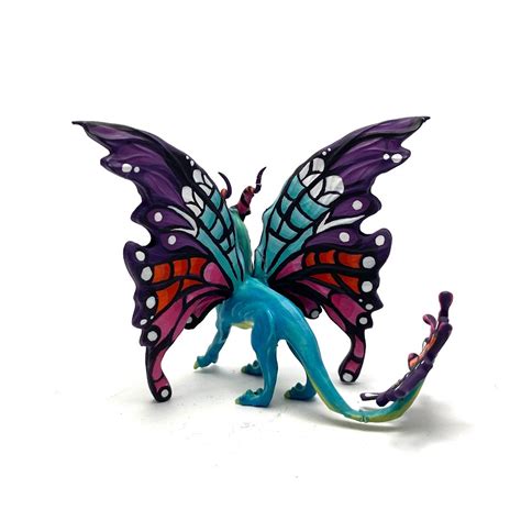 3D Printable Faerie Dragon by Mia Kay