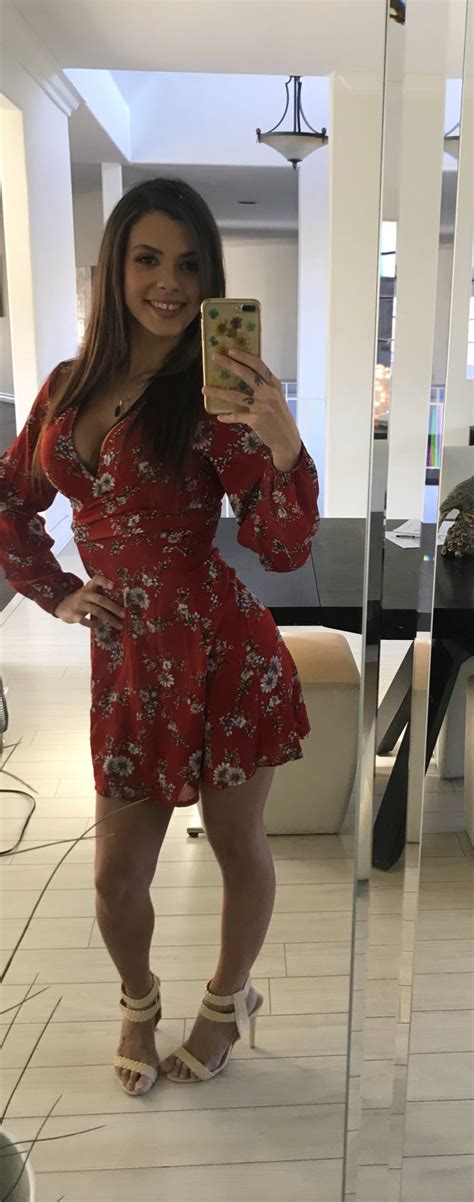 Very Classy Selfie From Keisha Grey R ModelsGoneMild