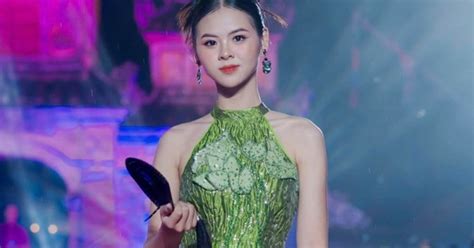 Hot Girl B Ng Chuy N V O Chung Kh O Hoa H U Th Gi I Vi T Nam