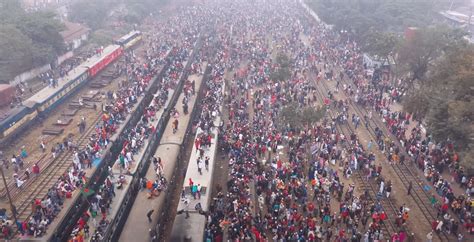 Bangladesh Railway Station : r/UrbanHell