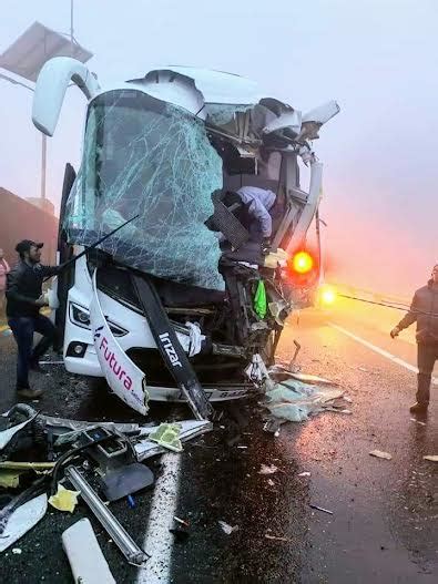 Choque de autobuses en la México Tuxpan 15 heridos Diario Vía Libre