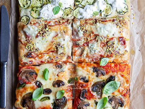 Pizza Al Taglio La Ricetta Perfetta Facile E Soffice Impasto Tanti