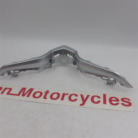 Genuine Yamaha T Max Handlebar Cover Center Bc Ebay