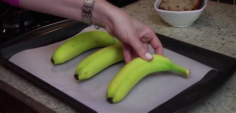 Learn How To Ripen Bananas Instantly With This Hack Green Banana