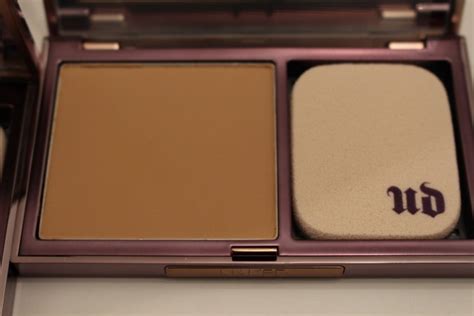 Urban Decay Naked Skin Ultra Definition Powder Foundation Review