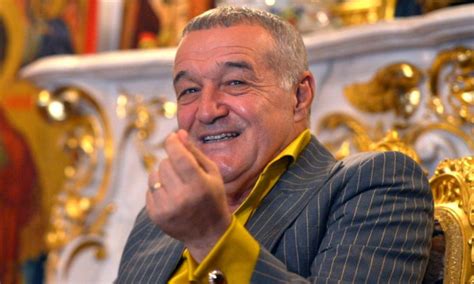 Gigi Becali A Dezv Luit N Ziua Meciului Fcsb Universitatea Cluj C A