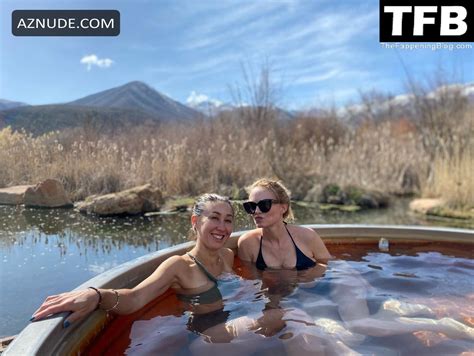 Heather Graham Sexy Poses Showing Off Her Hot Tits In A Black Bikini On Social Media AZNude