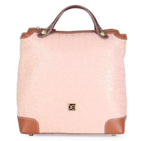Bolso Cloe Backpack Color Nude Modelo Blco Nud