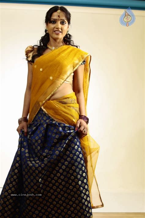 Divya Singh Hot Gallery Photo Of