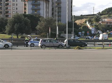 Cagliari Tamponamento Sull Asse Mediano Traffico In Tilt Cagliari