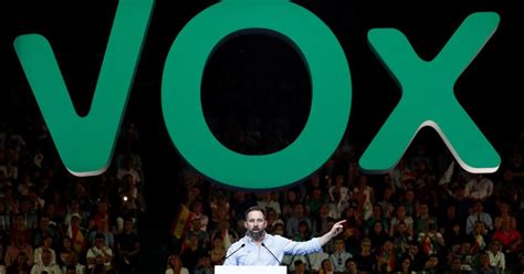 Vox prepara para octubre un acto "para volver a poner España en pie"