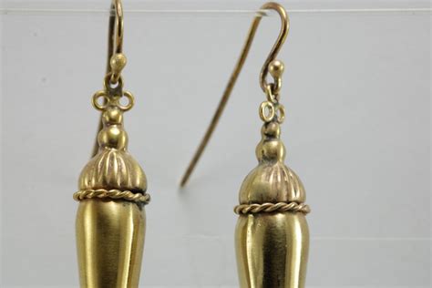 Proantic: Antique Gold Earrings