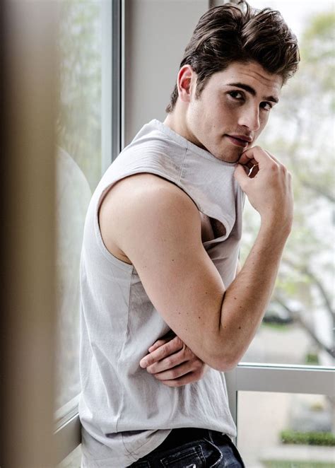 Gregg Sulkin Actor Model Men S Fashion Handsome Good Looking