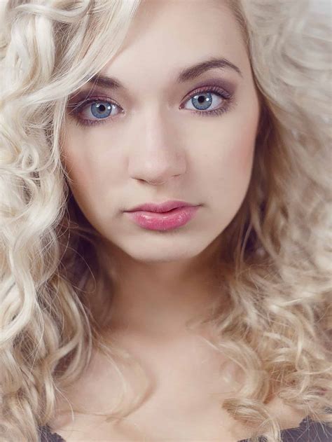 Kostenlose Bild blonde Haare herrlich Glamour Auge Haut schön Mode Lippen Mädchen Frau