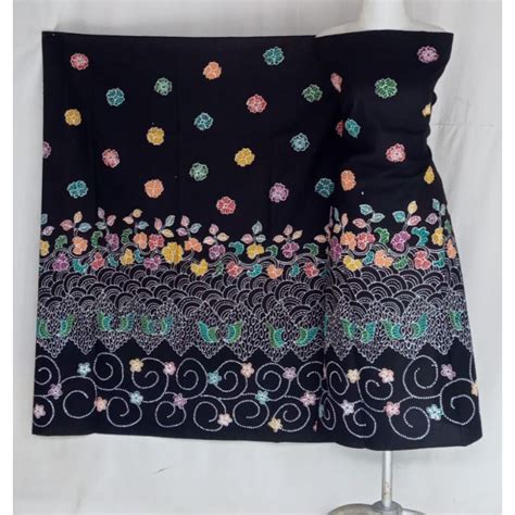 Jual Kain Batik Madura Batik Tulis Warna Dasar Hitam Shopee Indonesia