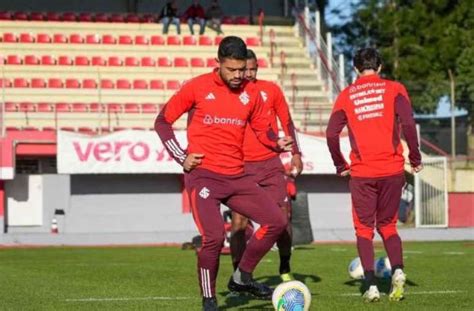 Bruno Tabata Regularizado E Pode Fazer Sua Estreia Pelo Internacional