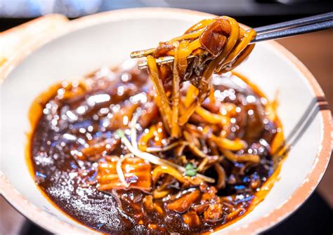 Korean Food: 23 Best Dishes To Try in Korea or At Home - FlySaver