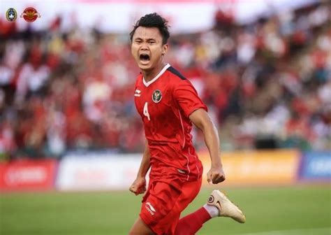 Aksi Heroik Ernando Ari Dan Gol Komang Teguh Bawa Timnas U Indonesia