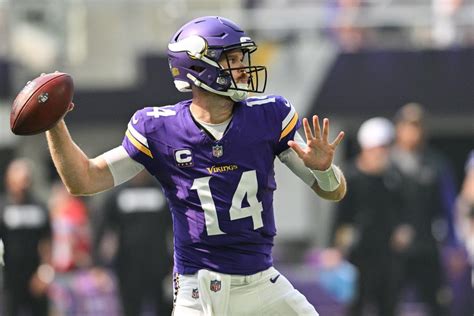 Vikings' QB Sam Darnold continues to defy the odds - Yahoo Sports