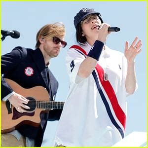 Billie Eilish Performs Birds Of A Feather On Lifeguard Tower Duri